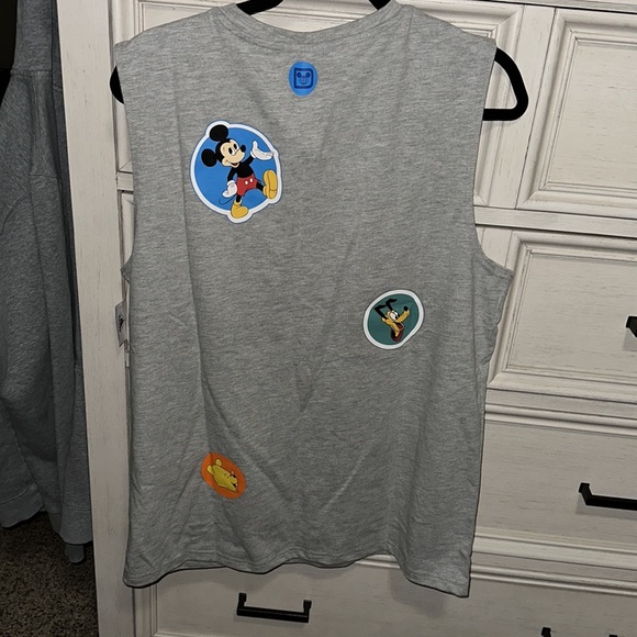 NWT Walt Disney World Vault Collection Size Medium Tank Top - Picture 2 of 4